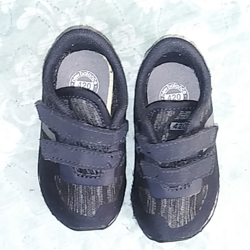 New balance shoes